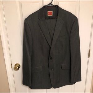 Men’s Suit Jacket and Pants